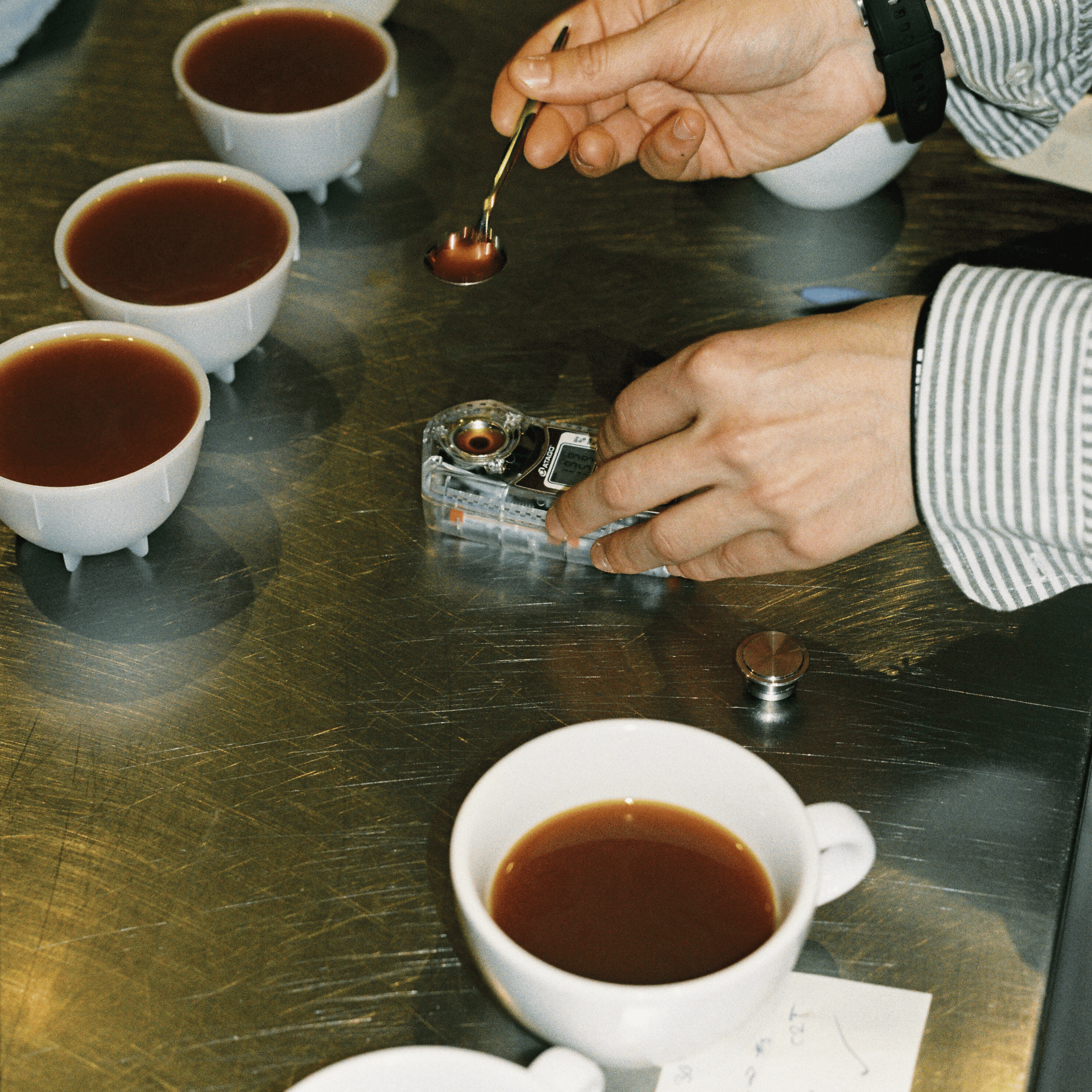 Kaffesmagning med fokus på aroma, smag og mundfølelse
