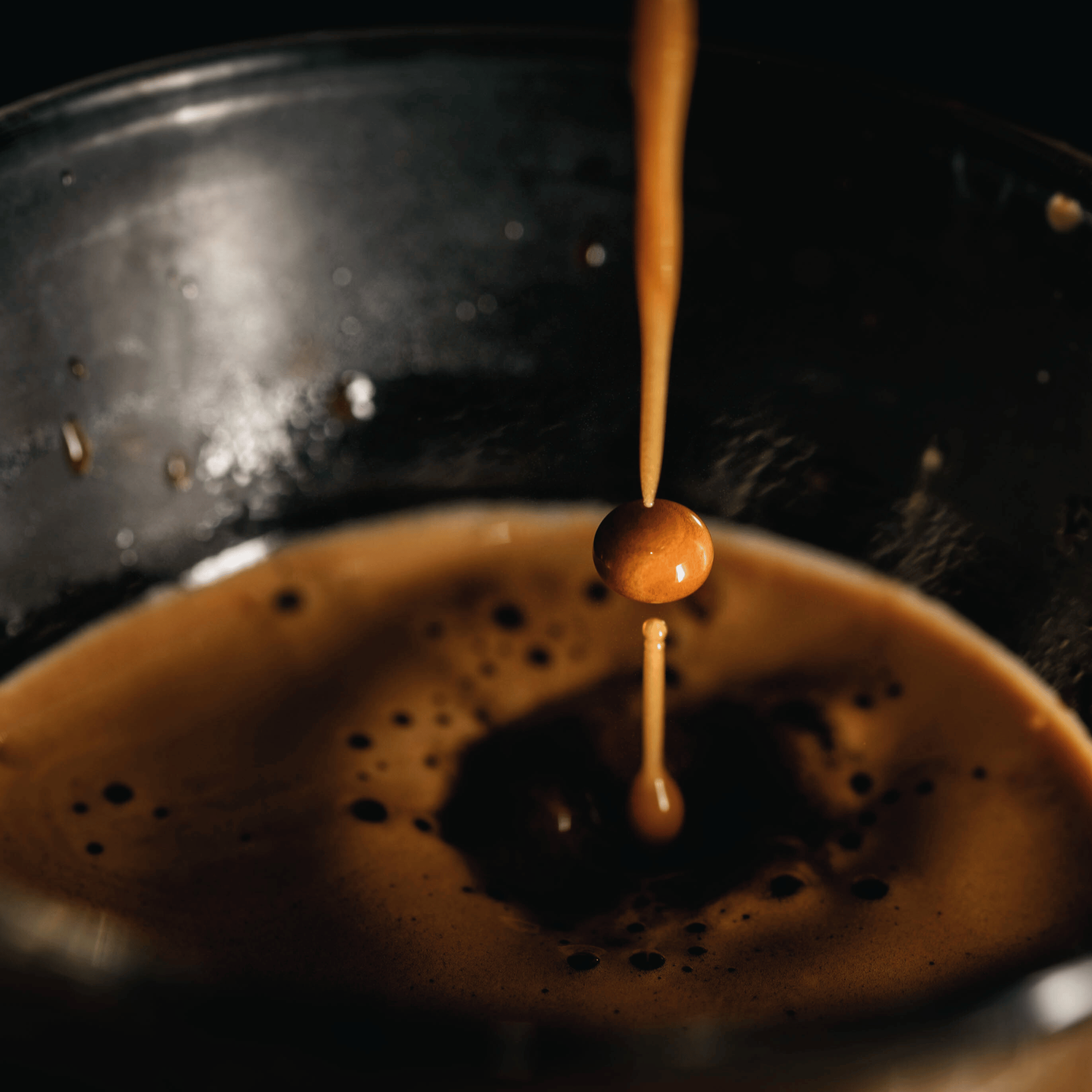 Kaffebønner der er blevet gamle eller ødelagt af forkert opbevaring