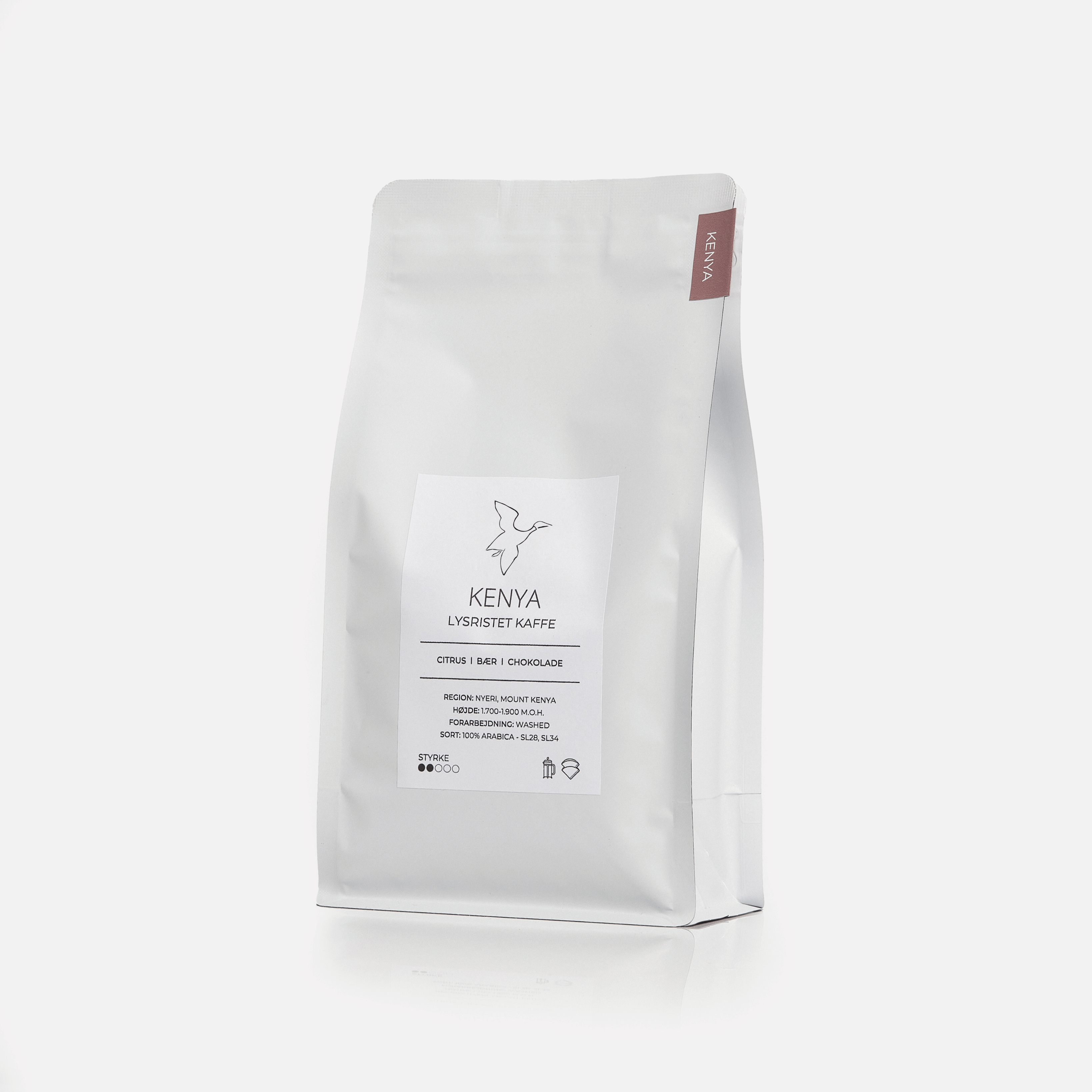 Friskristet lysristet Kenya kaffe fra Nyeri 500g i hvid kaffepose fra GITZ COFFEE med noter af citrus, bær og chokolade